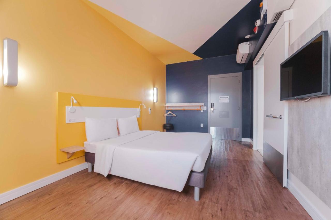 Ibis Budget Farroupilha Luaran gambar