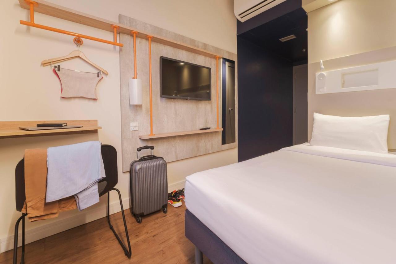 Ibis Budget Farroupilha Luaran gambar